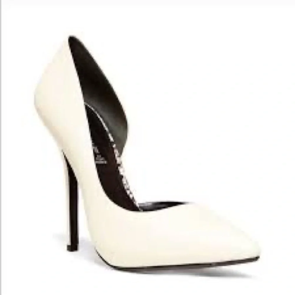 Steven by Steve Madden Newbee White Pumps - Picture 1 of 8